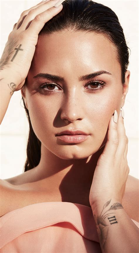 Download 1440x2630 Wallpaper Demi Lovato Singer Face Samsung Galaxy