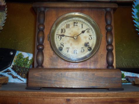 Antique Clock Collectors Weekly
