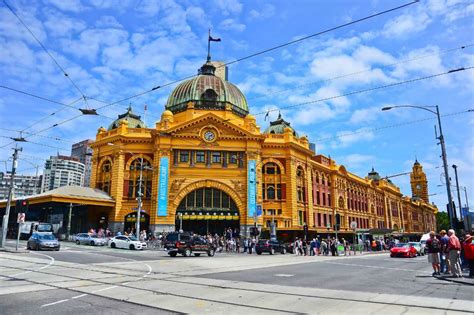 Flinders Street Station, Melbourne, Australia | History ...