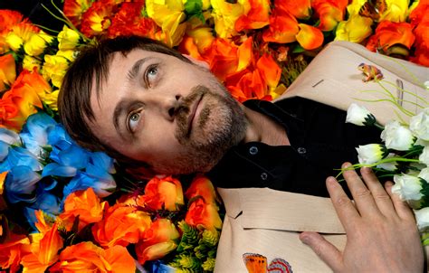 Interview Neil Hannon On Charmed Life The Best Of The Divine Comedy
