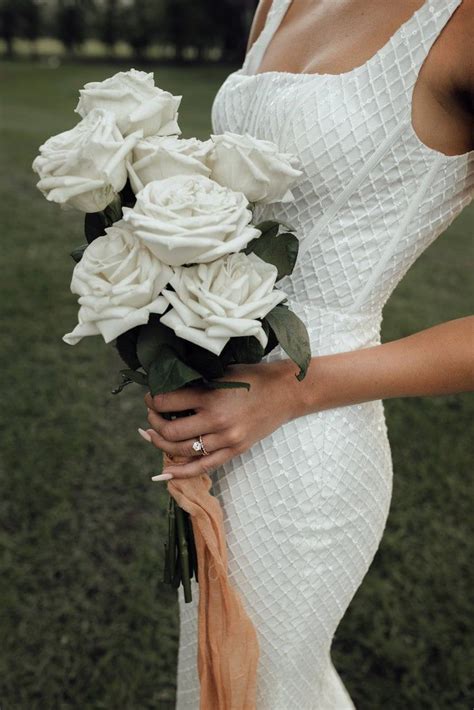 Trend Alert Classic And Elegant Long Stem Rose Bouquets One Fab Day