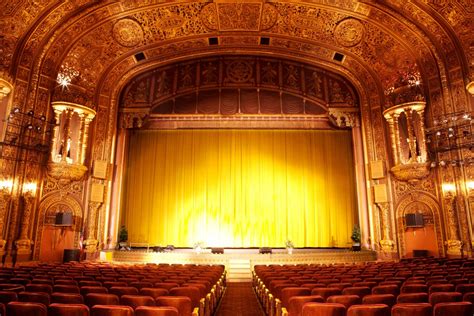 United Palace Theatre The Official Guide To New York City