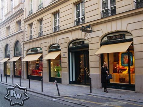 Juliayunwonder Hermès Boutique Paris France