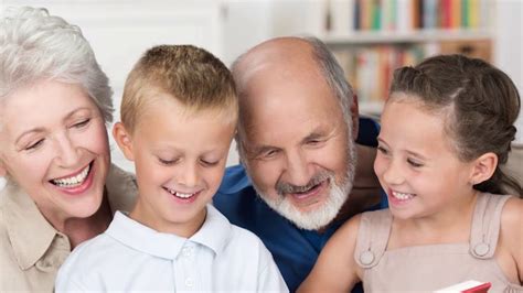 Conoce Los Beneficios Que Tiene La Relación Entre Abuelos Y Nietos