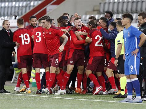 Alle news, spiele, beste spieler, videos, ergebnisse und erfolge der nati auf blick.ch. Die Schweizer U21 bleibt makellos | Fussball International ...