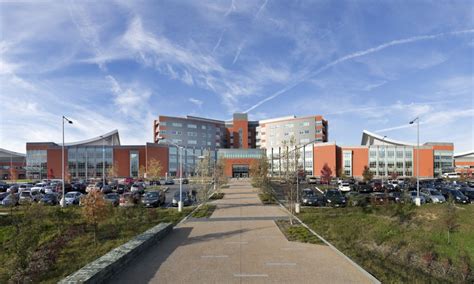 Spanning over 1.2 million square feet in 8 buildings, fort belvoir community hospital is one of the largest hospitals in the department of defense network. Fort Belvoir Community Hospital - Ann Arbor Ceiling ...