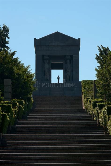 Monumento Del Soldado Desconocido Imagen De Archivo Imagen De Parque