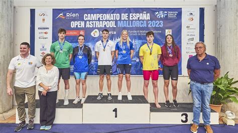 Natación Campeonatos De España Estella Tonrath Brilla Junto A Sergio De Celis En El Nacional