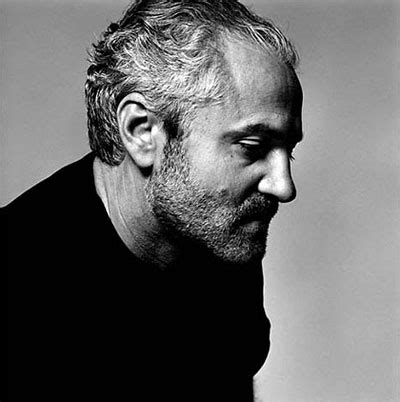 Gianni versace was born on december 2, 1946 in the industrial town of reggio di calabria, in southern italy. loveisspeed.......: Gianni Versace Memory...