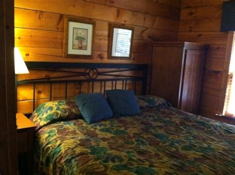 Check spelling or type a new query. master bedroom in cabin - Picture of Shenandoah Crossing ...