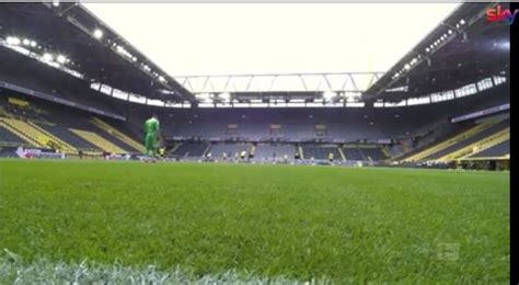 A dortmund schalke 4 0 videókat természetesen megnézheted online is itt az oldalon. Borussia Dortmund-Schalke 4-0, gol e highlights | VIDEO