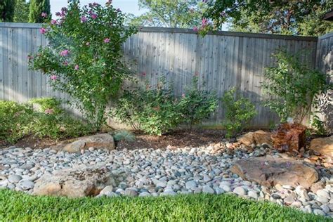 Landscape Hack Create Dry Creek Beds With River Rock Roundtree