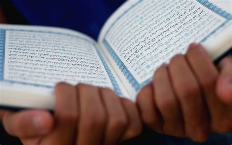 Adab Membaca Al Quran Wahdah Inspirasi Zakat