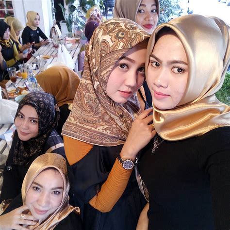 Cewek Cewek Jilbab Manis Manja Cantikamagz