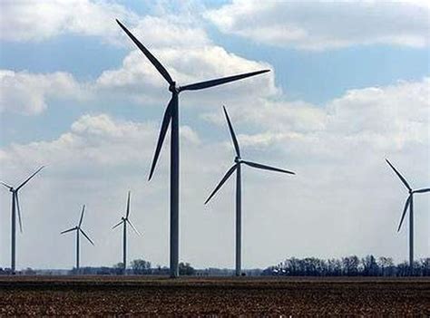 Granholm Announces Michigans First Large Scale Wind Turbine
