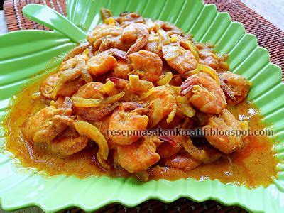 Panaskan minyak lalu celup udang ke adonan tepung. RESEP TUMIS UDANG BUMBU KUNING | Udang, Resep, dan Resep masakan