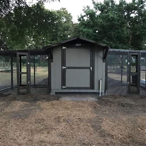 COOP HEAVEN: East Wing West Wing