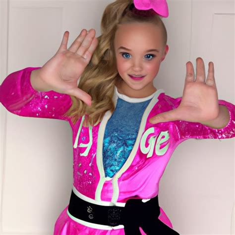 What Season Does Jojo Siwa Join Dance Moms Exploring Jojo Siwas Journey From Youtube To Dance