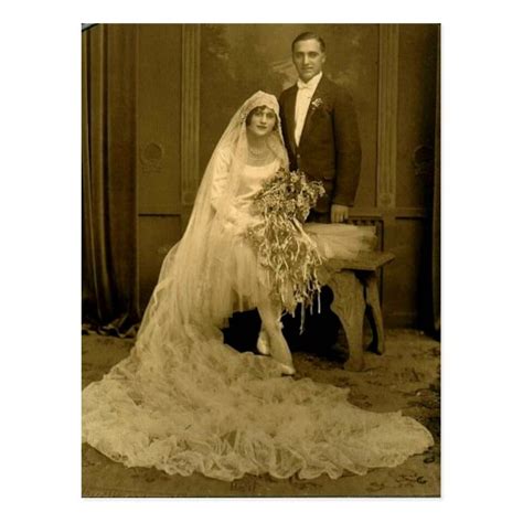 Vintage Wedding Bride And Groom Postcard