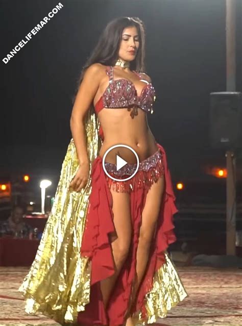 live belly dance performance by rafaela soares in dubai dancelifemap belly dance belly