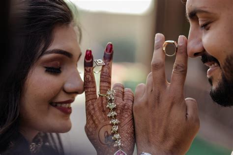 Share 74 Indian Ring Ceremony Couple Photos Latest Vn