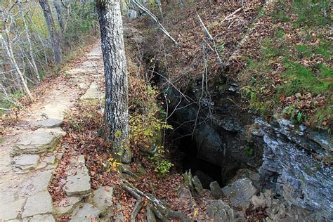 Devils Den Self Guided Trail Twin Falls 1 Mi Arklahoma Hiker