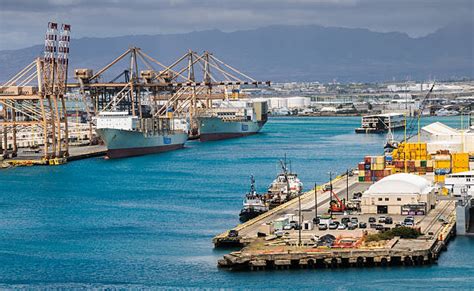Honolulu Harbor Stock Photos Pictures And Royalty Free Images Istock