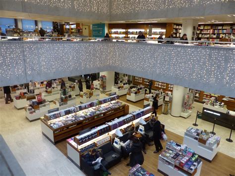 15 Of The Most Unbelievably Beautiful Bookstore In The World