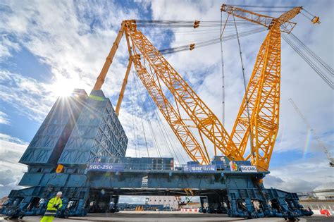 Worlds Largest Crane Finally In Place At Hinkley Point C And Its