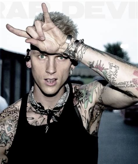 In 2006, machine gun kelly released the mixtape 'stamp of approval'. Machine Gun Kelly Comes Out Swinging Against Eminem on ...
