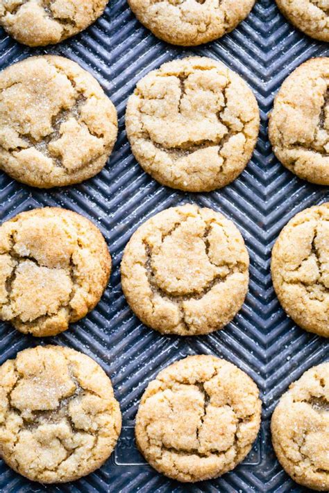 Crunchy and with a delicate almond flavor. Sugar & Spice Almond Flour Cookies | Cotter Crunch