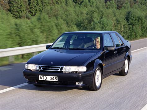 Photos Of Saab 9000 Cse Anniversary Edition 199698 2048x1536