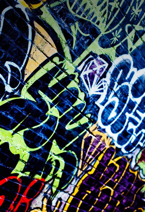 Graffiti Wallpaper for iPhone - WallpaperSafari