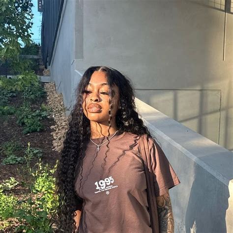 Khia Monique On Instagram Just A Pretty Girl Who Gets Fly Pants