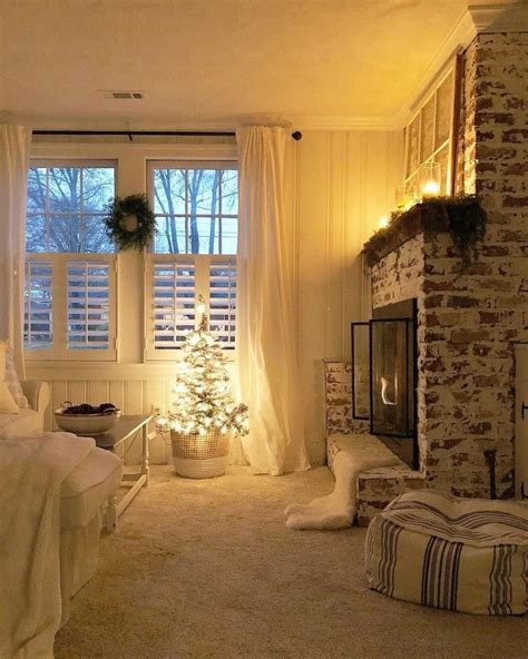37 Best And Cozy Winter Interior Decor Fireplace Winter Living Room