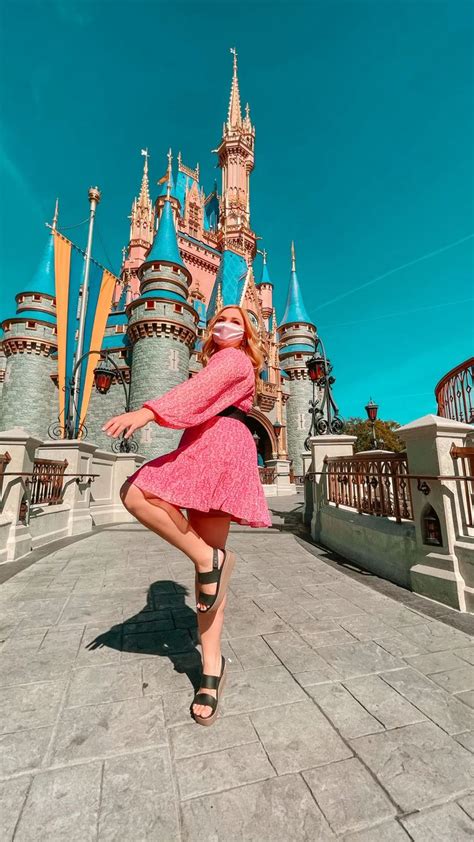 Disney World Castle Photos Magic Kingdom Photo Spots Disney Style Disney Style Disney