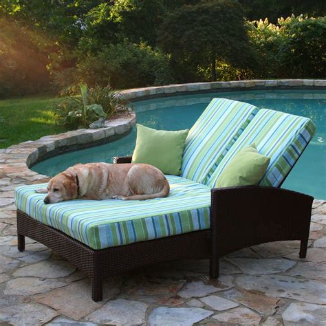 10 Great Outdoor Chaise Lounge With Ergonomic Seating Settings