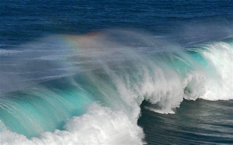 49 Ocean Waves Wallpaper Moving On Wallpapersafari