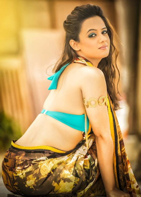 Top 10 Hot And Beautiful Marathi Actress