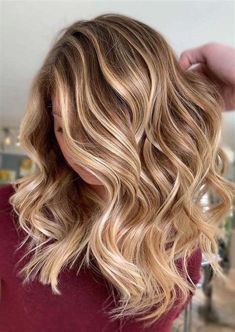 gorgeous golden blonde hair color trends in year 2020 voguetypes golden blonde hair color