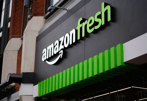 Amazon Fresh Grocery Store Rollout Halted For Review Ceo Jassy Said