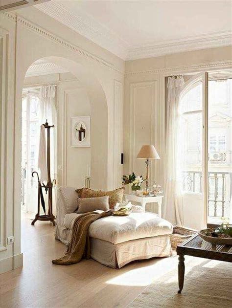 Cool 111 Beautiful Parisian Chic Apartment Decor Ideas