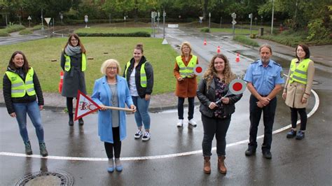 We did not find results for: Luitpoldschule baut einen Elternlotsendienst auf ...