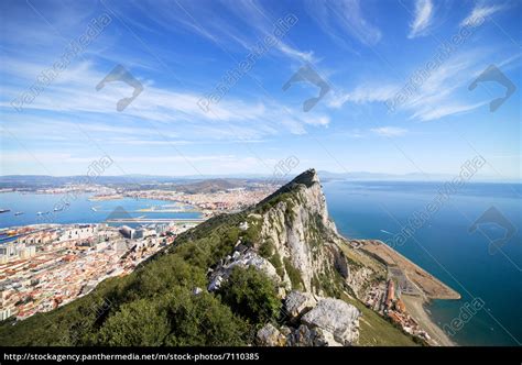 Now come on the steam gift card that is a physical or digital code that will give you some amount of money embed inside it in the form of codes contains characters and numbers just like other platforms itunes, xbox, etc. gibraltar-felsen-bucht und stadt - Lizenzfreies Bild ...