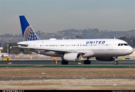 N401ua Airbus A320 232 United Airlines Jeremy D Dando Jetphotos