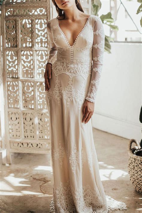 Julia Lace Bohemian Wedding Dress Dreamers And Lovers Wedding Dress