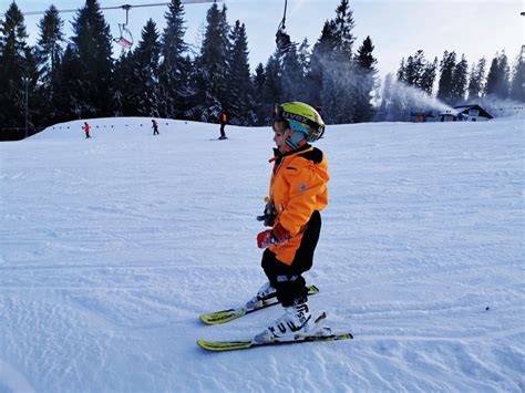 Jak nauczyć dziecko jazdy na nartach Mini poradnik małego narciarza