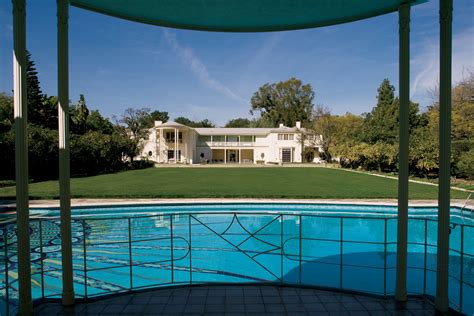 The Barron Hilton Estate In Los Angeles Sells For 615 Million