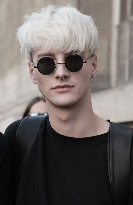 30 Sexy Blonde Hairstyles For Men In 2021 The Trend Spotter Guys With White Hair White Hair