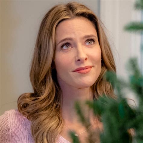 Jill Wagner As Megan On Karen Kingsburys Maggies Christmas Miracle